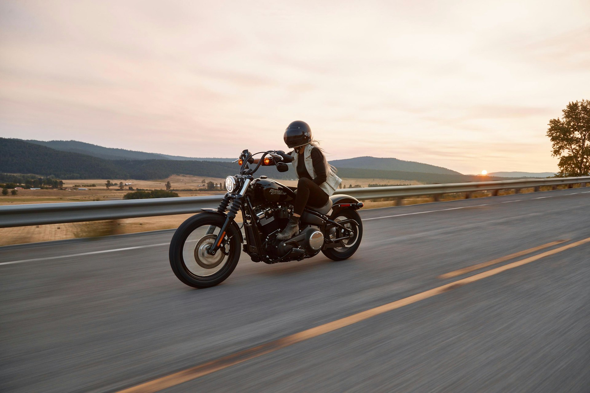 Moto sulla strada